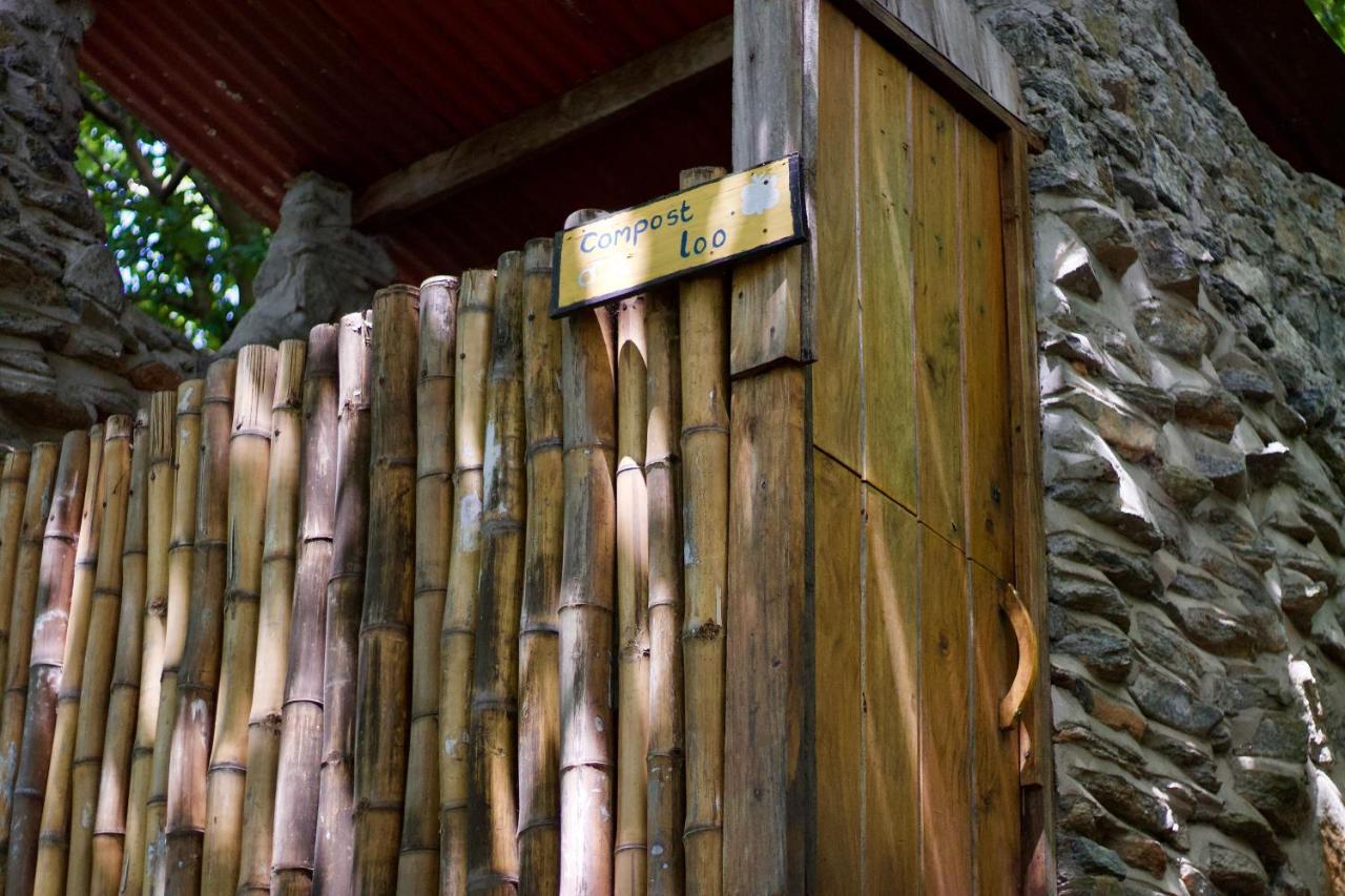 Butterfly Space- A Non-Profit Eco-Lodge Nkhata Bay Esterno foto