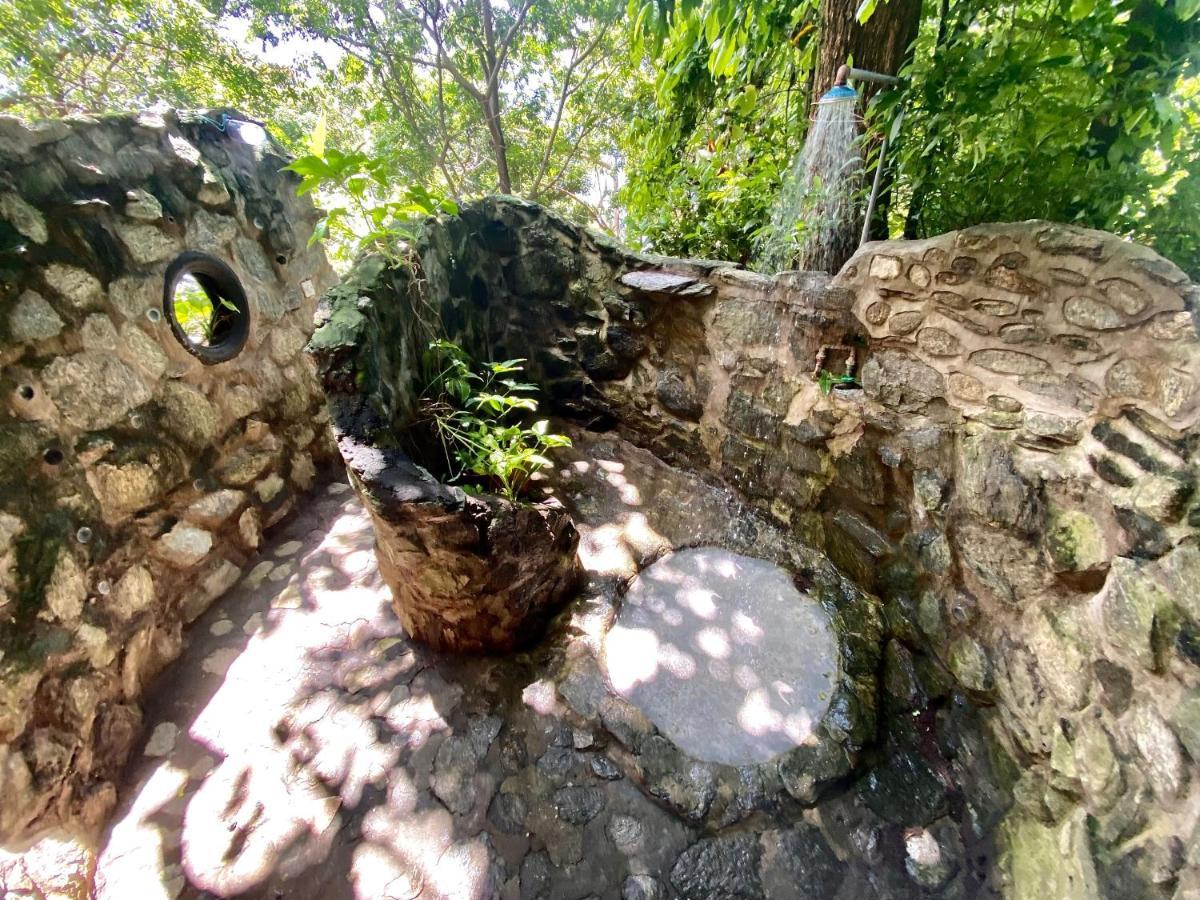 Butterfly Space- A Non-Profit Eco-Lodge Nkhata Bay Esterno foto