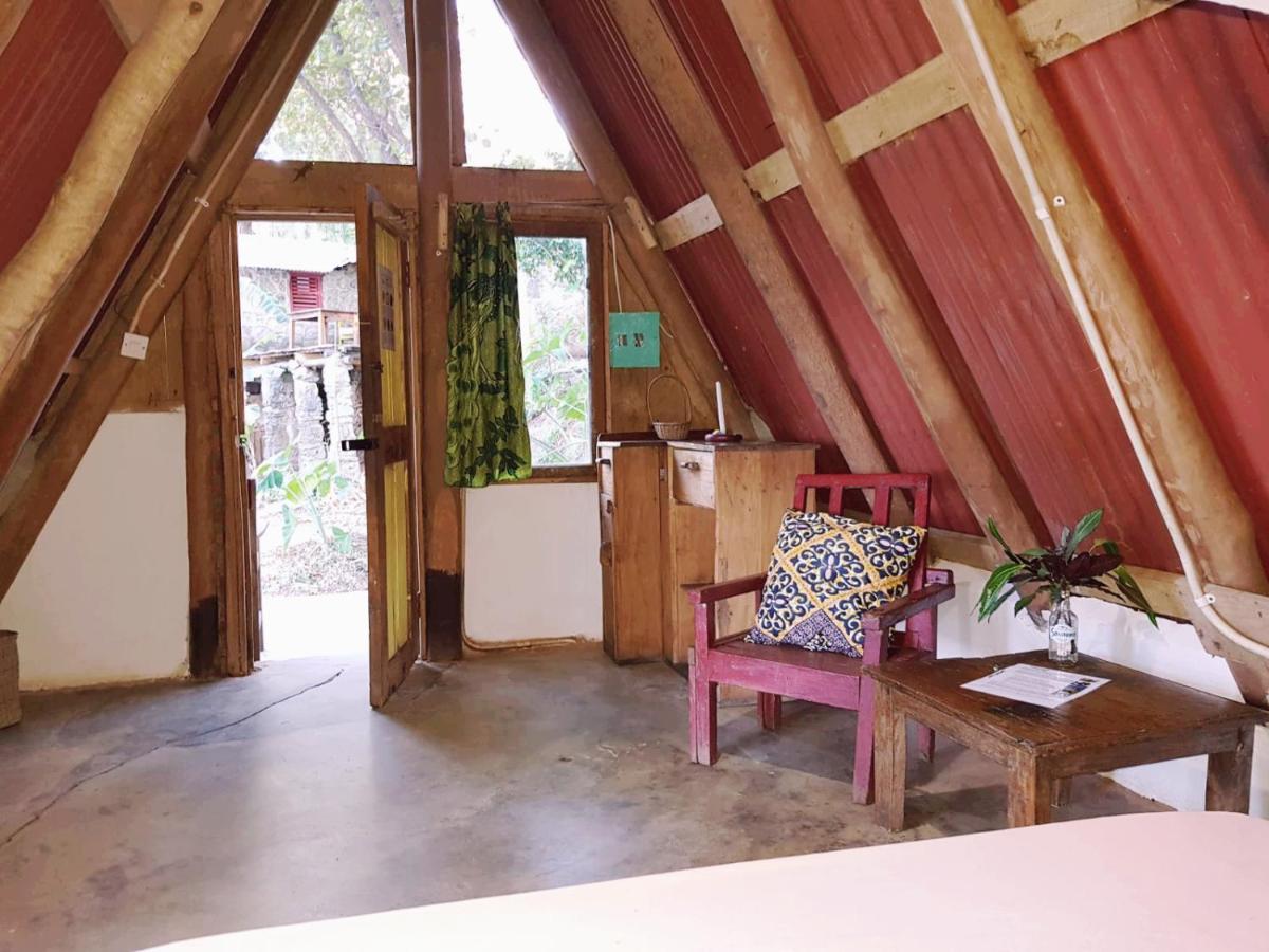 Butterfly Space- A Non-Profit Eco-Lodge Nkhata Bay Esterno foto