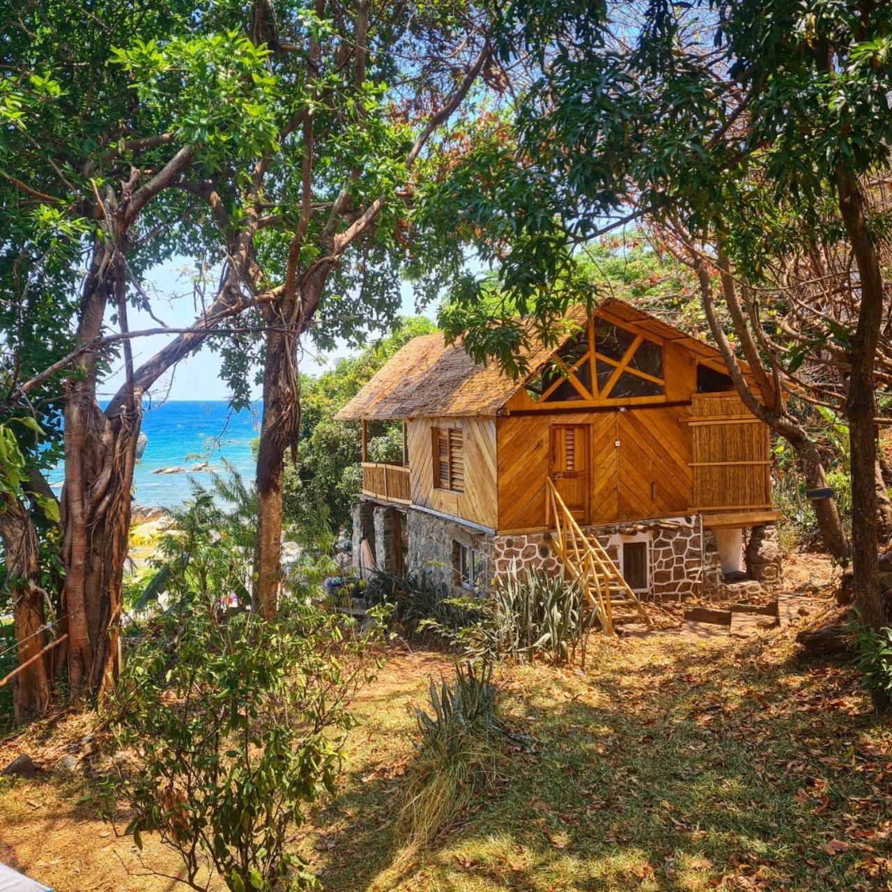 Butterfly Space- A Non-Profit Eco-Lodge Nkhata Bay Esterno foto