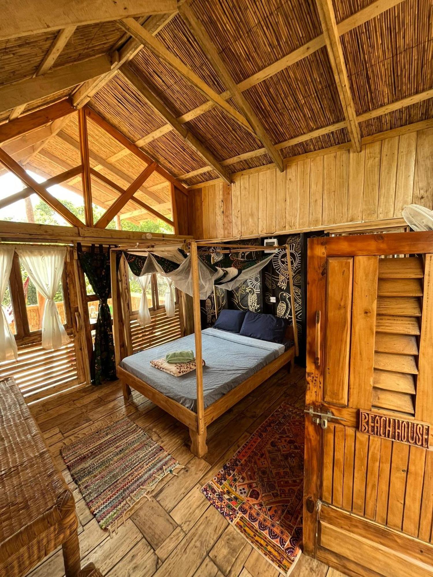 Butterfly Space- A Non-Profit Eco-Lodge Nkhata Bay Esterno foto