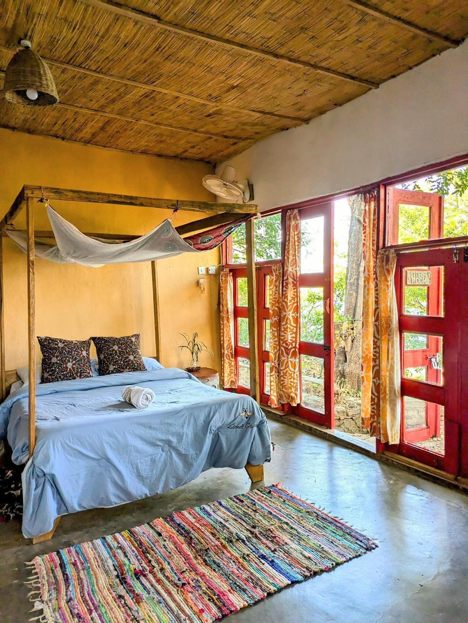 Butterfly Space- A Non-Profit Eco-Lodge Nkhata Bay Esterno foto